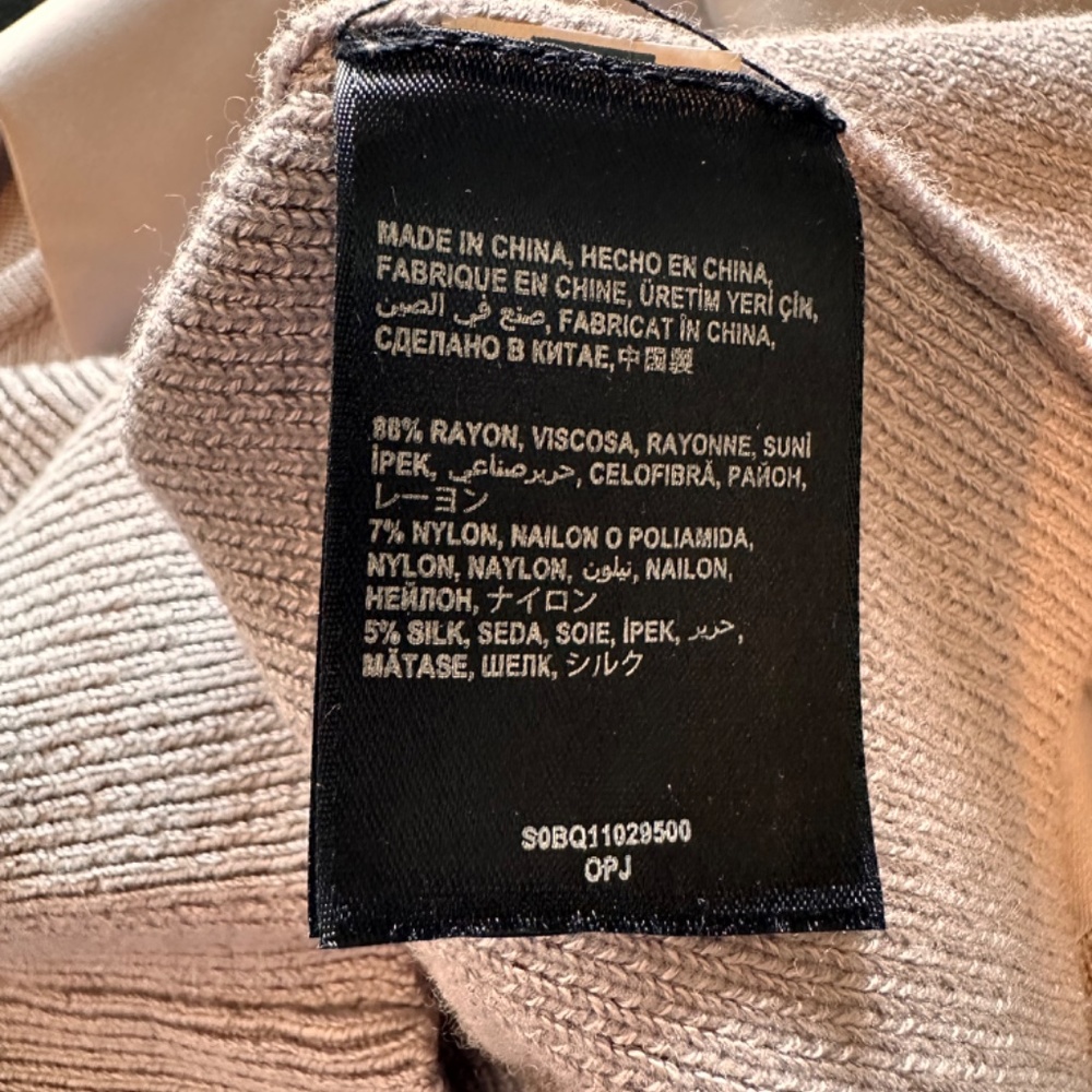 Gray Sweater - Picture 5 of 8